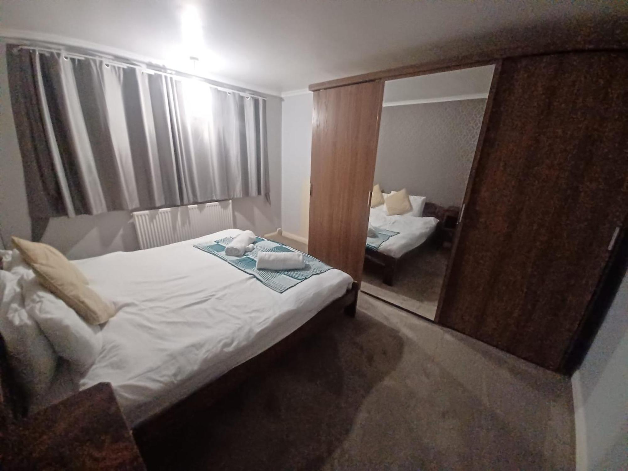 The Rushdon Appartement Grays Buitenkant foto